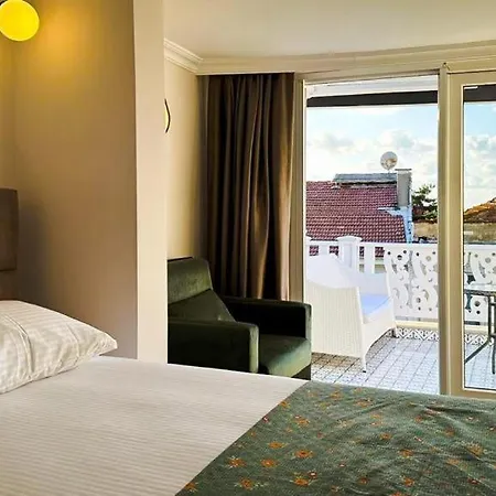 Hotel Hi Ivy Bueyuekada *