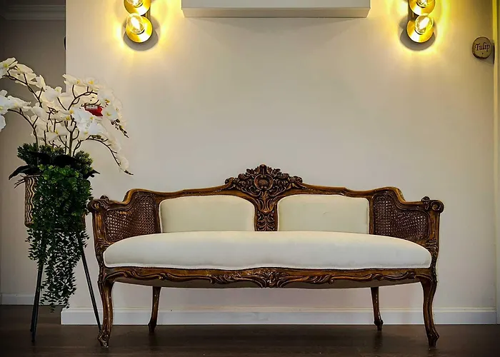 Hi Ivy Bueyuekada Adalar